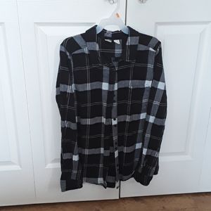 Roxy plaid black and grey shirt